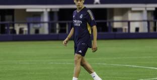 Туран: Всяко докосване на Гюлер върху топката е като диамант