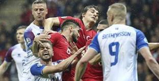 Турция - Исландия 0:0