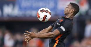  Ман Юнайтед съгласува трансфера на Маласия 