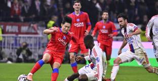 Треньор на Лион: ПСЖ играе с 16 човека, включително VAR