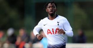 Юноша на Тотнъм остана без виза, няма да може да играе в Пазарджик