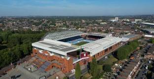 Ман Сити ще се справи с Астън Вила на гости