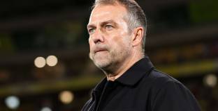 Флик: Няма да гледаме прекалено напред