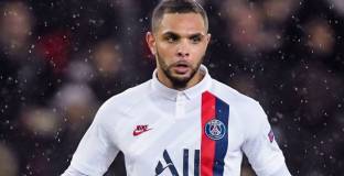 Барселона се интересува от Курзава