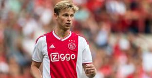 Аякс не продал Де Йонг на Тотнъм за 50 милиона евро