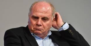 Фенове на Байерн Мюнхен организираха петиция за оставане на Хьонес