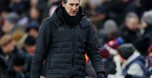  Емери: Трябва да продължим след краха срещу Ман Юнайтед