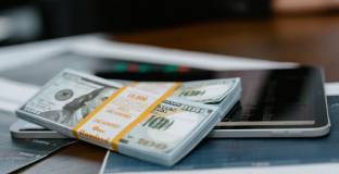 Постигане на финансов растеж: Как да спечелите $1000 или повече пасивен доход всеки ден