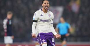 Фиорентина с важни 3 точки в борбата за оцеляване