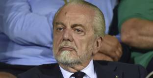 Наполи поиска преместване на Суперкупата 