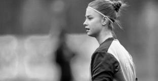 Почина 17-годишна футболистка 