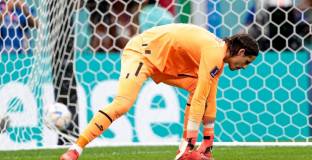 Байерн потвърди за преговори за Зомер