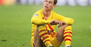 Куман коментира завръщането на Де Йонг