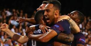 Валенсия - Арсенал 2:4