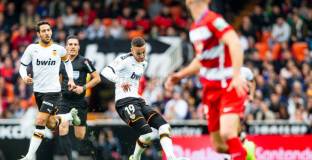 Валенсия се справи с Гранада