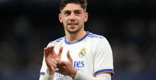 Валверде: Оферти от ВЛ? Имам възможност да играя за Реал Мадрид