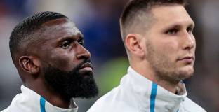  Ван дер Ваарт: Зюле е германският Хари Магуайър