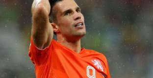 Ван Перси е близо до първо назначение като старши-треньор 