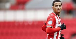  Юве даде 19-годишен под наем на Аякс