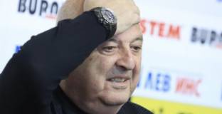  Стефанов: Всички от вчерашния фарс трябва да бъдат изключени