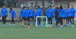 Интензивна тренировка в Левски преди мача с Черно море