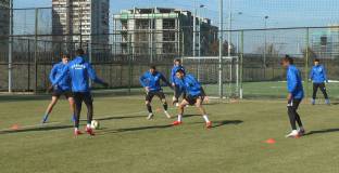 Левски подновява тренировки на 23 март