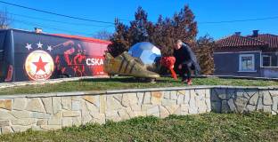 Владо Манчев в очакване да поеме временно ЦСКА