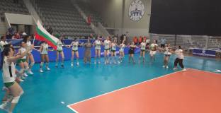 Волейболистките ни до 19 г. се справиха с Перу