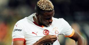 Челси няма да купува Осимен