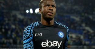 Ман Юнайтед, Арсенал и Челси следят ситуацията с Осимен 