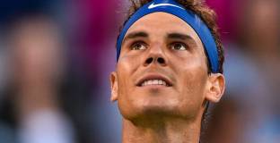 Надал бе забелязан със сина си в Барселона 