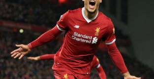 Беднарек: Ван Дайк е най-добрият централен защитник в света