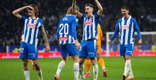 Собствениците на Бърнли съгласуваха покупката на Еспаньол 