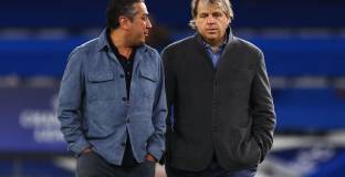 Собственикът на Челси попадна в документи по делото „Епщайн“