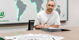 Кристиан Ериксен премина във Волфсбург