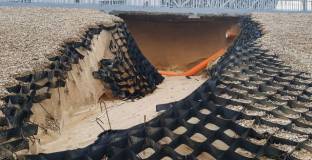 Дъждове подкопаха 