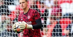 Радек Витек подписа нов договор с Манчестър Юнайтед