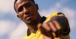 Уулвс обяви трансфера на защитник 