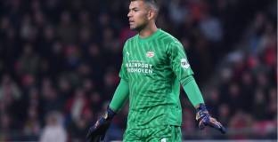 Палас се подсилва с вратар на ПСВ