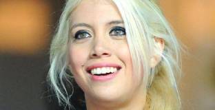 Жената на Икарди съобщи за заплахи по свой адрес