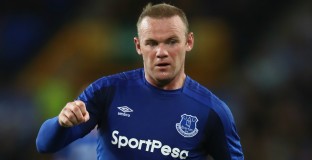 Рууни с гол и рекорд в завръщането си за Евертън