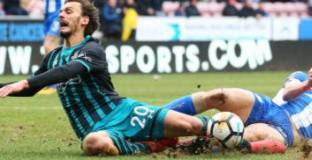 Уигън - Саутхемптън 0:2 