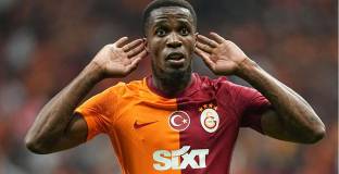 Заха може да се завърне в Кристъл Палас