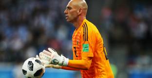 Фацио защити Кабайеро: Без грешки е скучно