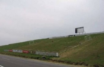 Футболен терен в Румъния. 