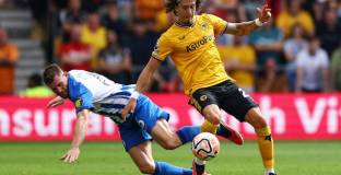 Уулвс и Рейнджърс се разбраха за Силва 