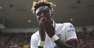 Уувърхемптън - Челси 2:5 