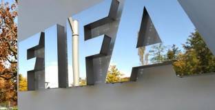 ФИФА подгони Челси и още четири  клуба