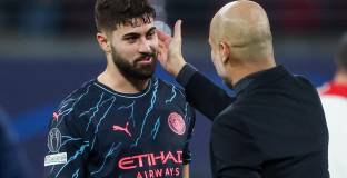 Гвардиол иска Гуардиола да подпише нов договор 