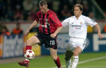 15 септември 2004 година. Шампионска лига. Байер - Реал 3:0. Яцек Кшинувек и Мичел Салгадо.